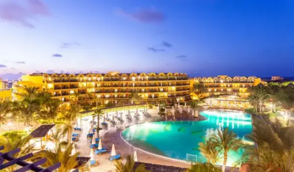 Fotografie hotelu Carols Beau Rivage